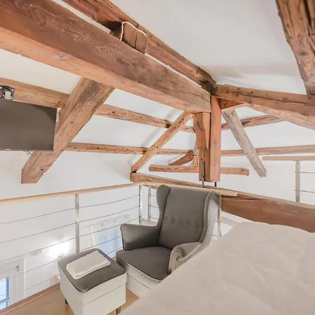 Casa Dell'aquila - - 10 Min From Venice - Wifi Apartment *