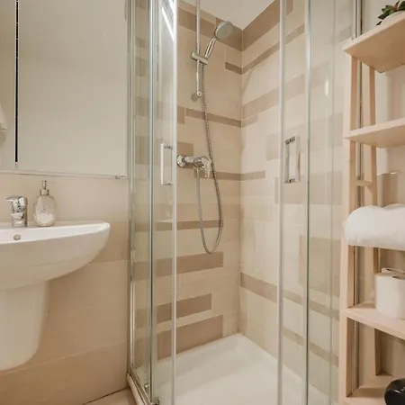 Apartment Casa Dell'aquila - - 10 Min From Venice - Wifi *